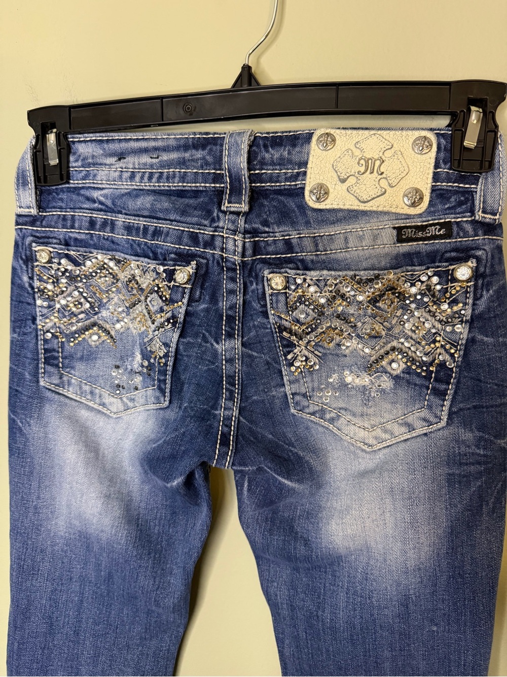 Gorgeous Miss Me Signature Boot Jeans With Embellished Pockets 33” Inseam